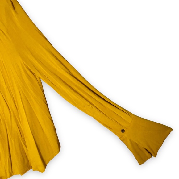 Anthropologie Akemi + Kin Soft Knit Jersey Goldie Blouse Yellow Button Up - Picture 7 of 12